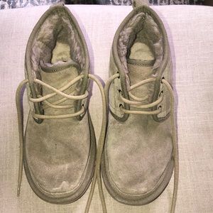 Sage UGG neumal boot